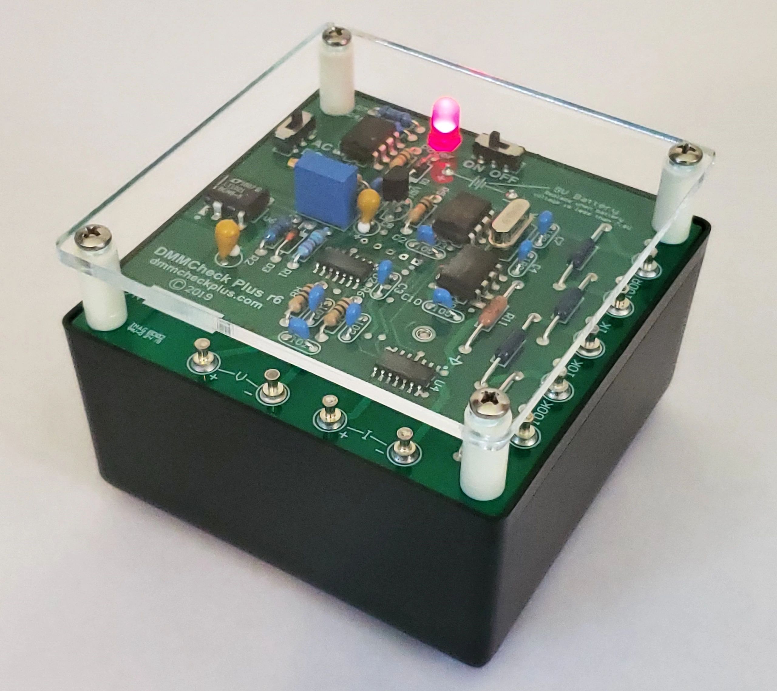 DMMCHECKplus Voltage Standard, Calibration Reference